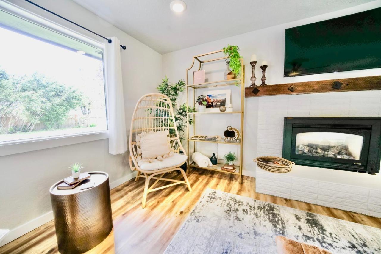 Villa Modern Boho Retreat Corvallis Exterior foto